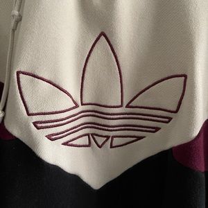 Women Adidas oversize Hoodie